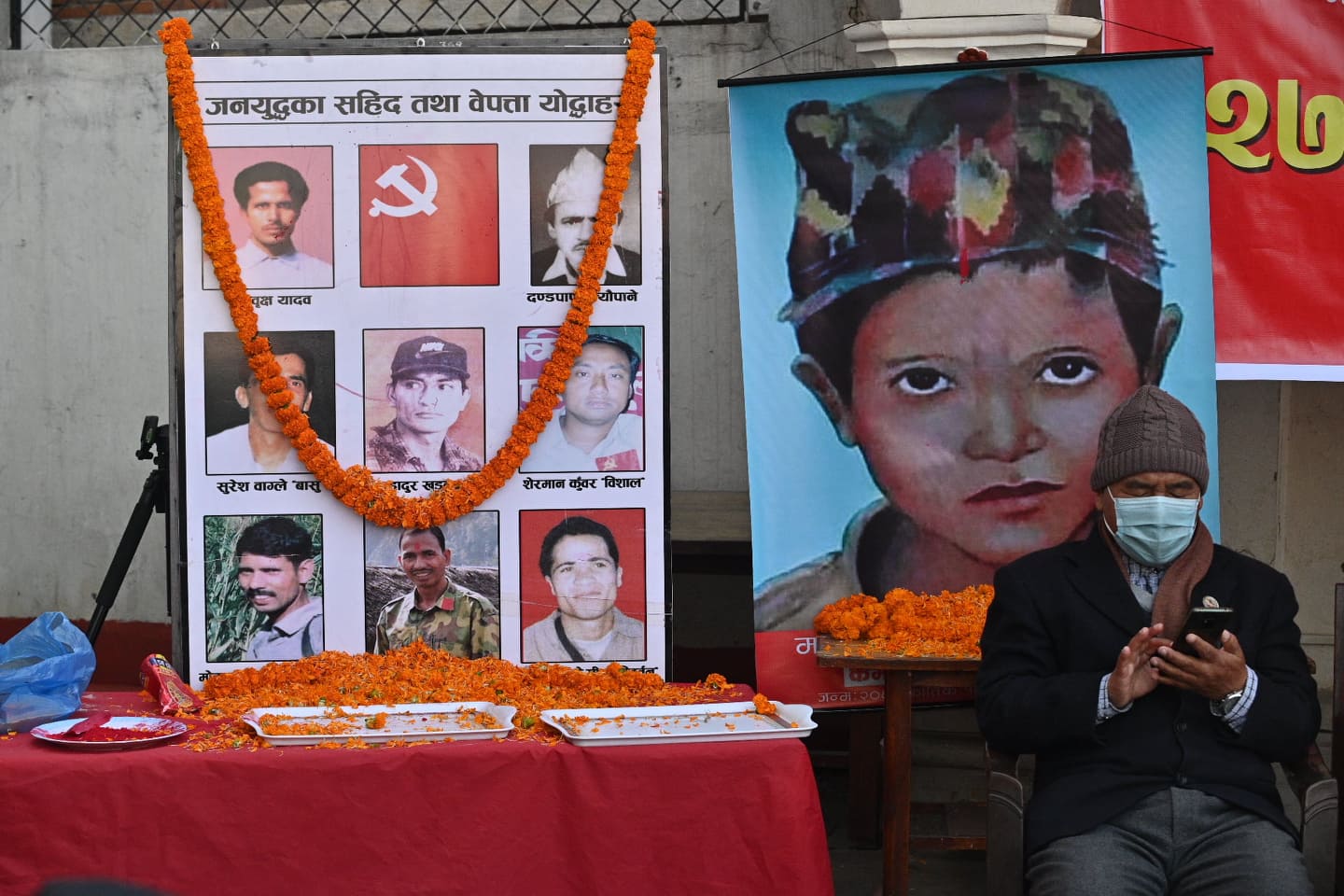 जनयुद्ध दिवस : पेरिसडाँडामा जे देखियाे (तस्वीरहरू)